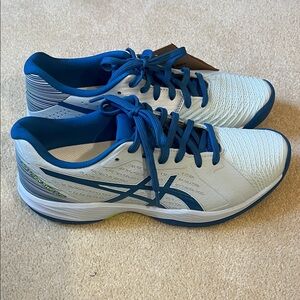 NWT ASICS Solution Swift Women's Light Blue Athletic Shoes Size 8.5